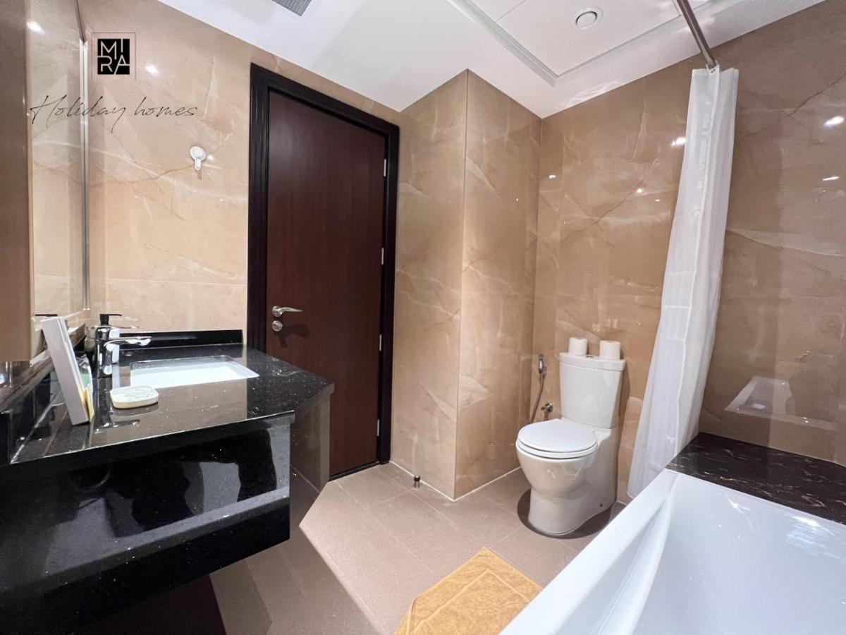Mira Holiday Homes - Newly Furnished Studio In Downtown Dubai Exterior photo
