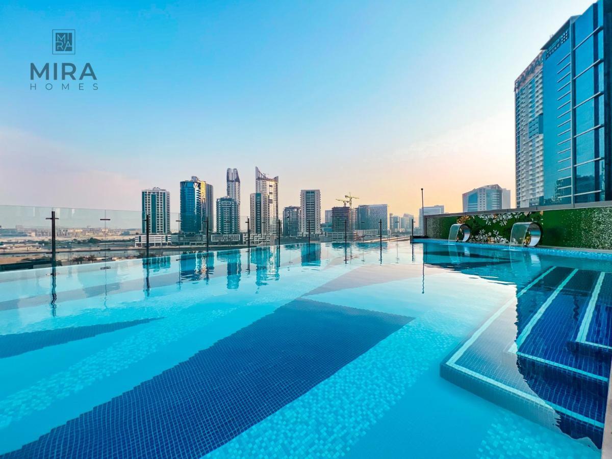 Mira Holiday Homes - Newly Furnished Studio In Downtown Dubai Exterior photo