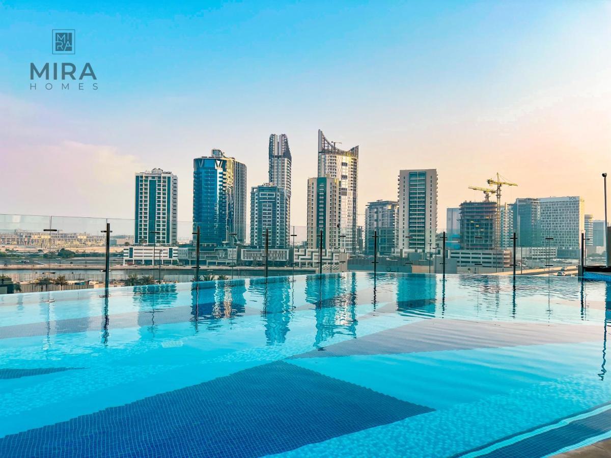 Mira Holiday Homes - Newly Furnished Studio In Downtown Dubai Exterior photo